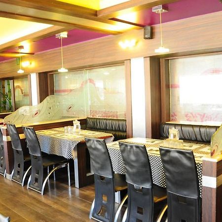 Hotel Venus Ooty Eksteriør billede